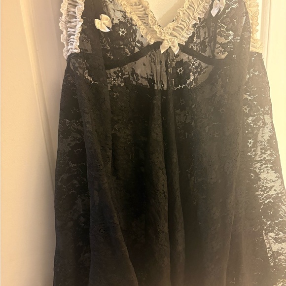 Agent Provocateur Other - Agent Provocateur Lace Nightgown with Cream Accents